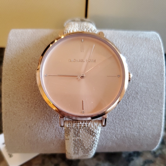 Michael kors Jayne Three Hand Vanilla Watch - Picture 7 of 10